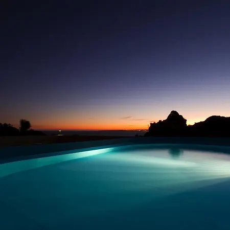 Nautilus Guest house