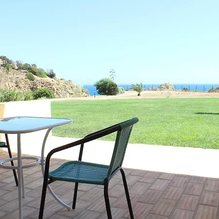 Nautilus Guest house 4*