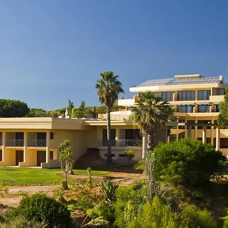 בית הארחה Nautilus 4*